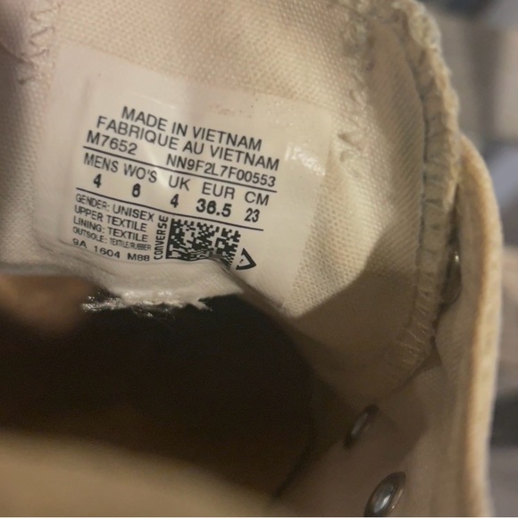 Converse - Picture 7 of 7